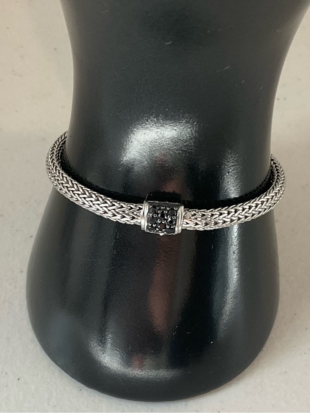 John Hardy Classic Chain Lava Black Sapphire 5mm Bracelet